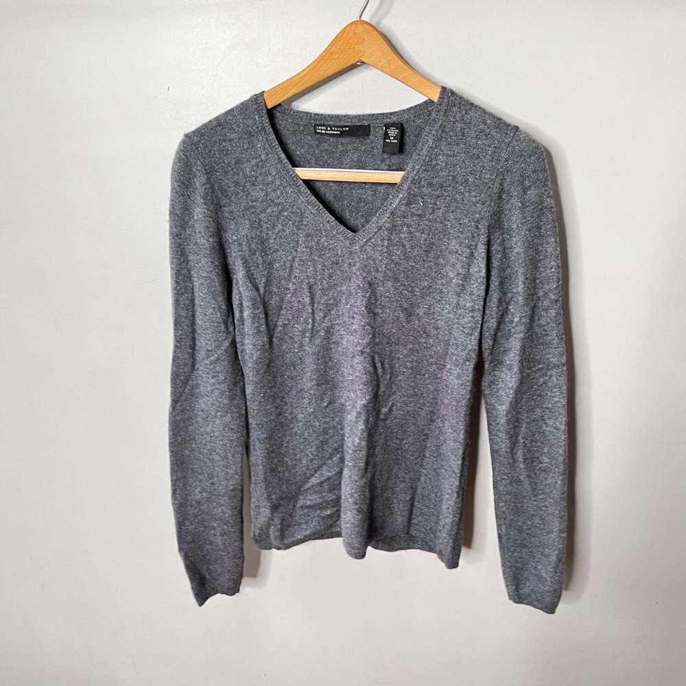Lord & Taylor 100% Cashmere Gray V-Neck Sweater- Size‎ Medium